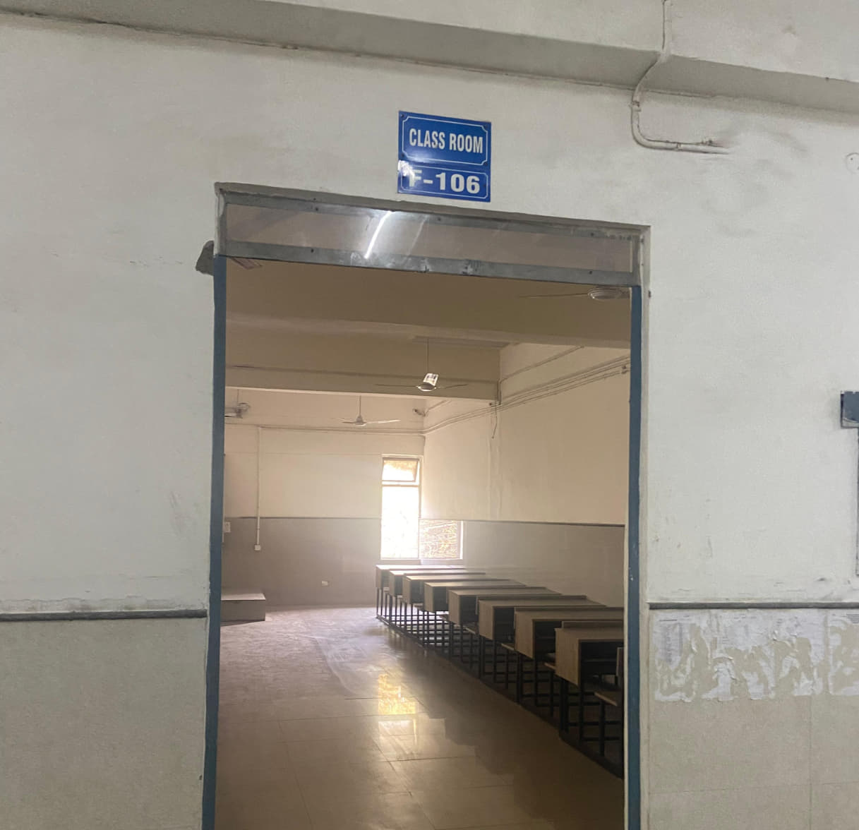 DSEU Academic photo 1